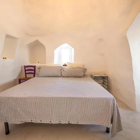 Trullo Monia